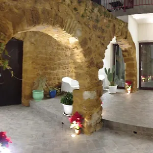 https://cortile-baronello.sicilyhotelsitaly.net