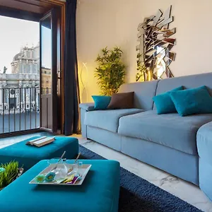 https://balconi-al-duomo.sicilyhotelsitaly.net