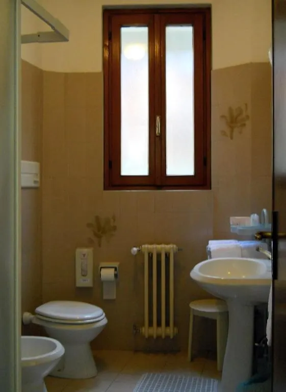 Hotel Del Pesce Luino Italy