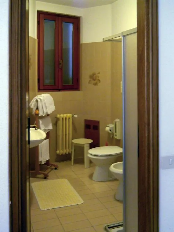 Hotel Del Pesce Luino Italy